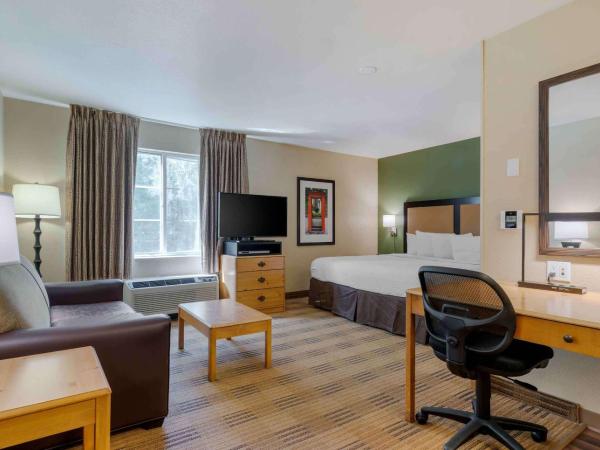 Extended Stay America Select Suites - Atlanta - Marietta - Wildwood : photo 2 de la chambre studio de luxe avec 1 lit king-size - non-fumeurs