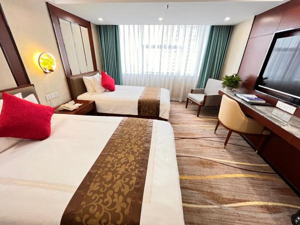Skyline Plaza Hotel Guangzhou : photo 2 de la chambre chambre affaires lits jumeaux