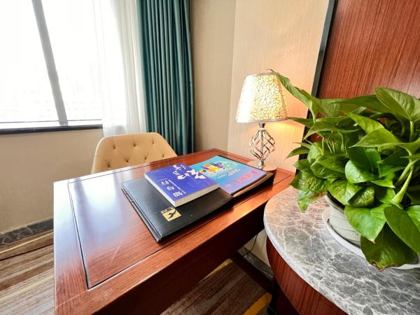 Skyline Plaza Hotel Guangzhou : photo 5 de la chambre chambre lit queen-size premium