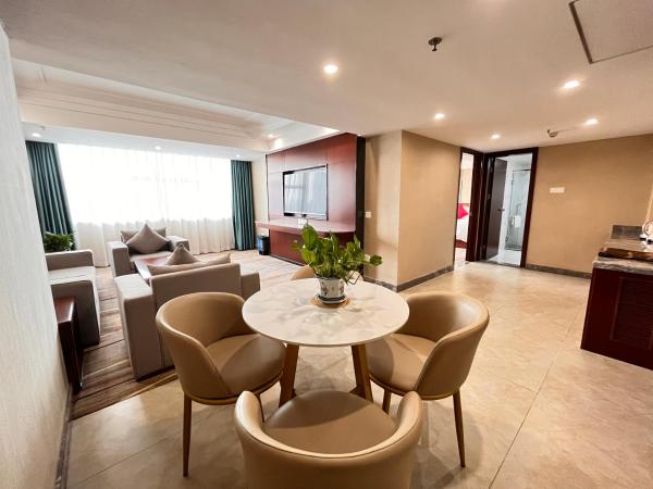 Skyline Plaza Hotel Guangzhou : photo 7 de la chambre suite affaires