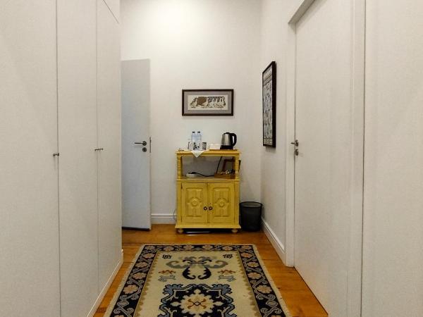 Casa Velha Guesthouse : photo 3 de la chambre chambre double avec salle de bains privative extérieure