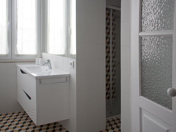 Casa Velha Guesthouse : photo 9 de la chambre chambre familiale avec salle de bains privative