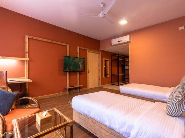 Sunshine Resort Pokhara : photo 4 de la chambre chambre double ou lits jumeaux deluxe - vue sur montagne