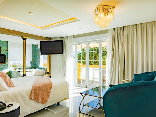 CORTIJO LANDETE - Adults Only : photo 2 de la chambre suite junior avec terrasse