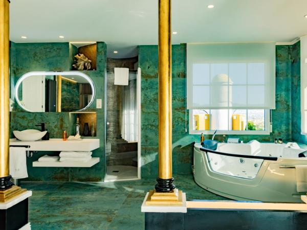 CORTIJO LANDETE - Adults Only : photo 6 de la chambre suite junior avec terrasse