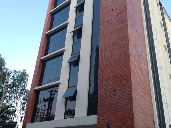 Embassy Suites : photo 4 de la chambre chambre supérieure lit queen-size