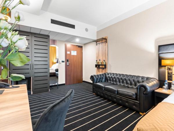 Park Hotel Diament Wroclaw : photo 3 de la chambre chambre triple familiale