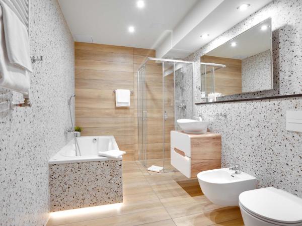 Park Hotel Diament Wroclaw : photo 7 de la chambre chambre triple familiale