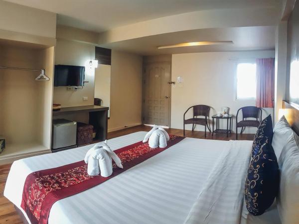 Eastiny Inn Hotel : photo 4 de la chambre chambre lit king-size deluxe - vue sur ville