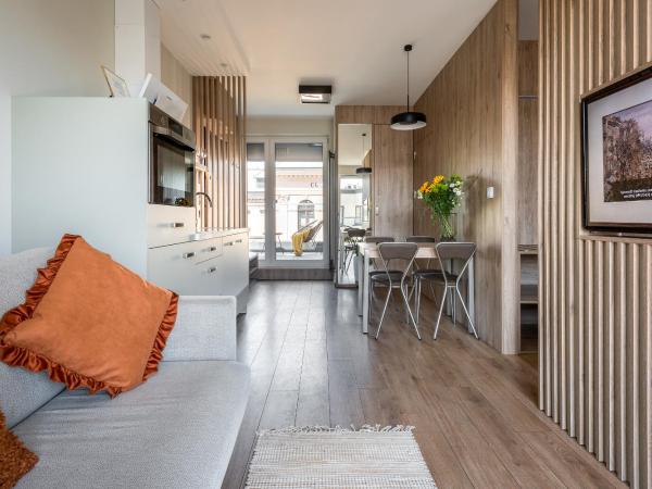 InPoint Aparthotel Grzegórzecka 11 : photo 10 de la chambre appartement avec terrasse