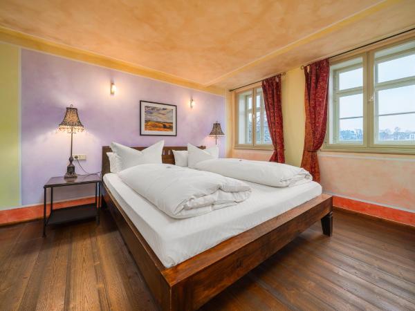 Ristorante e Pensione La Campagnola : photo 7 de la chambre chambre double avec salle de bains privative