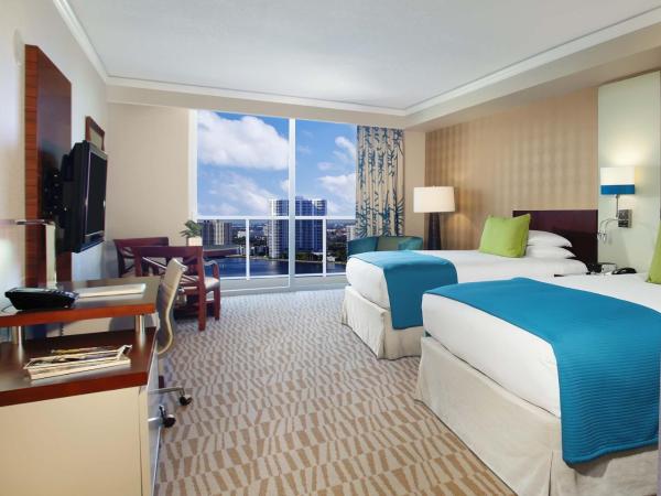 Trump International Beach Resort - Sunny Isles Beach : photo 3 de la chambre chambre de luxe avec 2 lits queen-size - vue sur baie