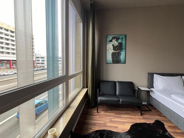 N8 ROOMS - by Leipzig Suites : photo 2 de la chambre chambre double supérieure