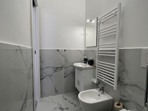 CASA RODELLA San Sisto Perugia : photo 9 de la chambre chambre double avec salle de bains privative