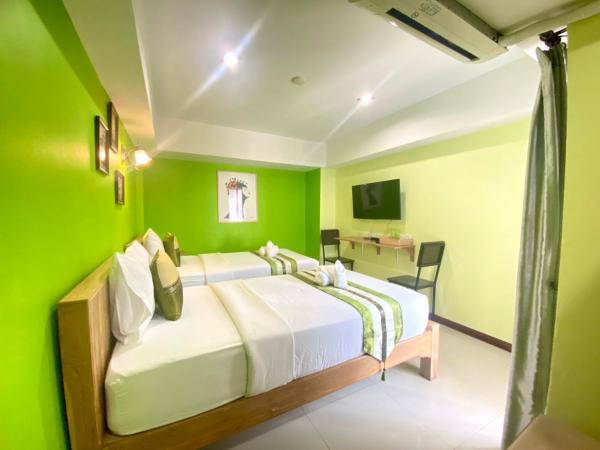 Chinda Boutique Hotel - SHA Certified : photo 6 de la chambre chambre lits jumeaux avec terrasse
