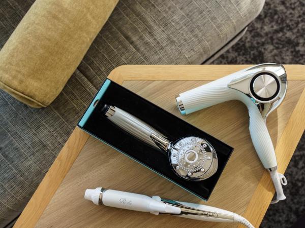 Hotel Vista Osaka Namba : photo 1 de la chambre chambre lits jumeaux de luxe avec canapé-lit