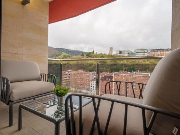 Bilbao Apartamentos Atxuri : photo 3 de la chambre appartement 2 chambres premium avec terrasse