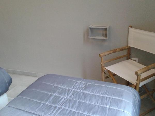 Granada Old Town Hostel : photo 7 de la chambre chambre lits jumeaux