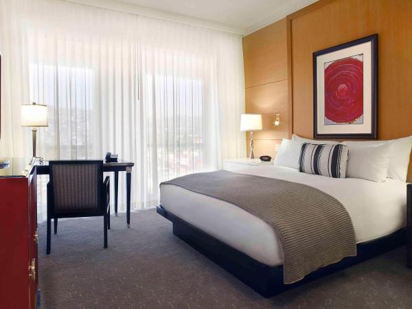 Hotel Sofitel Los Angeles at Beverly Hills : photo 3 de la chambre chambre lit king-size - accessible aux personnes à mobilité réduite