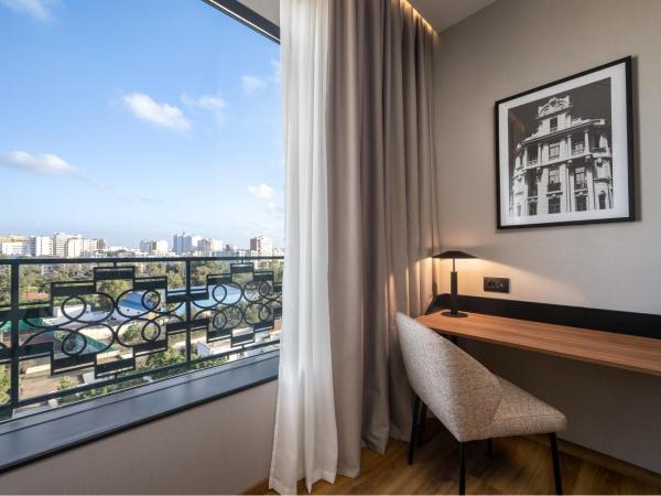 Radisson Hotel Casablanca Gauthier La Citadelle : photo 9 de la chambre chambre premium - vue sur horizon et parc