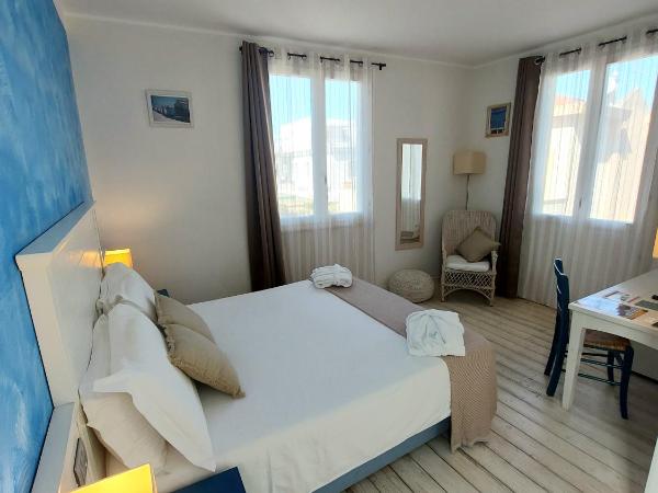 Hotel La Villa Del Mare : photo 6 de la chambre chambre double supérieure avec terrasse