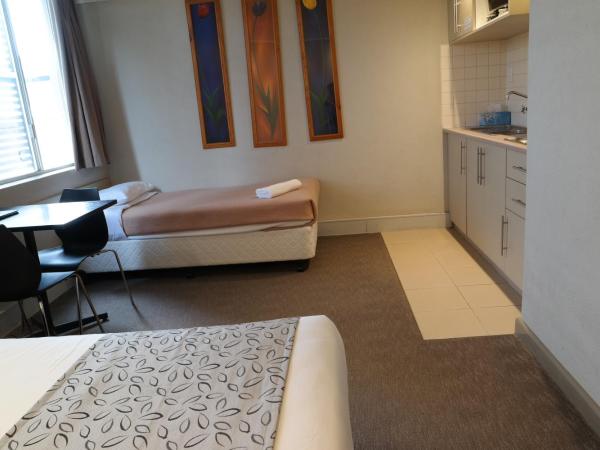 Parkville Place Serviced Apartments : photo 2 de la chambre chambre triple standard