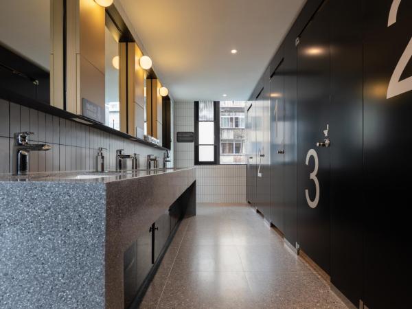 Chengdu Desti Youth Park Hostel TaiKooLi : photo 4 de la chambre bed in 6-beds male dormitory room