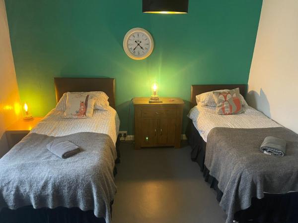 The Fox : photo 5 de la chambre chambre lits jumeaux standard avec salle de bains commune