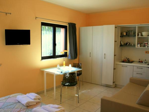 Agriturismo Argaland : photo 5 de la chambre chambre familiale avec kitchenette