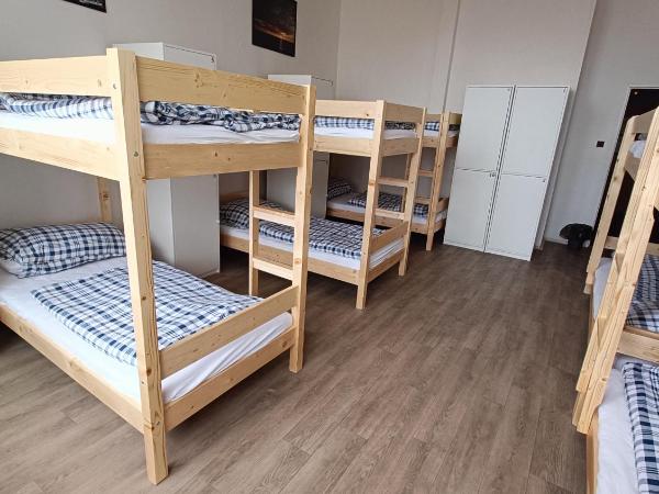 A Plus Hostel - Centrum : photo 1 de la chambre lit dans dortoir mixte de 10 lits