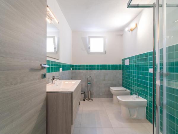 Brorent Affittacamere moro dream : photo 10 de la chambre chambre triple avec salle de bains