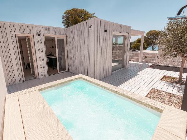 OI Concept Village Pag 4* : photo 2 de la chambre comfort family holiday home with pool