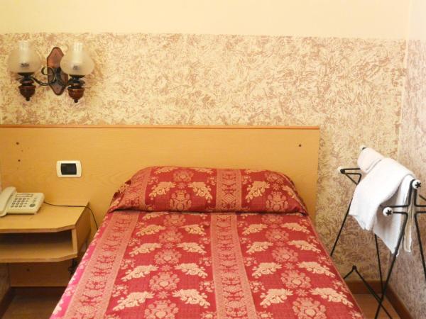 Hotel Nettuno : photo 3 de la chambre chambre simple