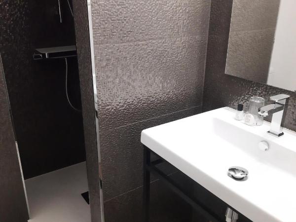 Hôtel de France : photo 6 de la chambre classic double room with courtyard view