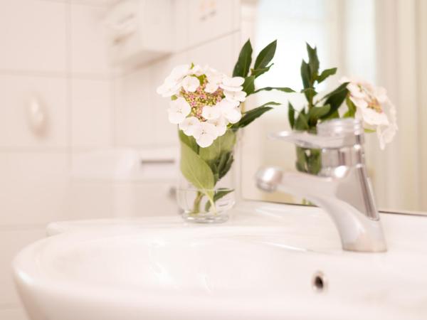 Hotel Liebetegger-Klagenfurt : photo 4 de la chambre petite chambre simple Économique