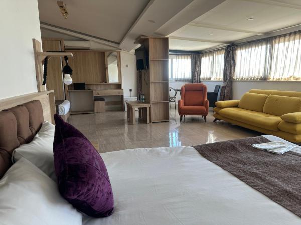 Beyondiest HOTEL : photo 2 de la chambre chambre familiale - vue sur mer