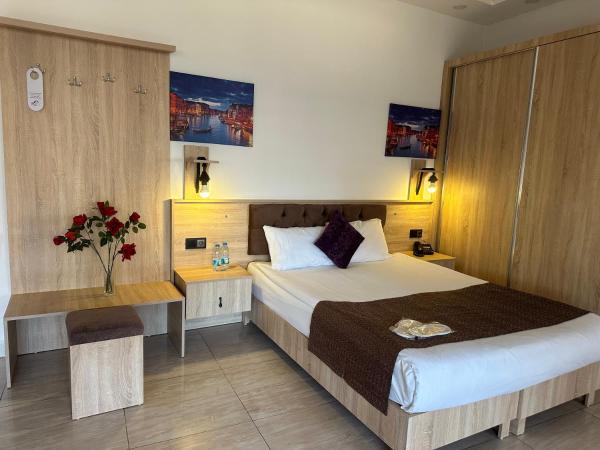 Beyondiest HOTEL : photo 1 de la chambre chambre familiale - vue sur mer