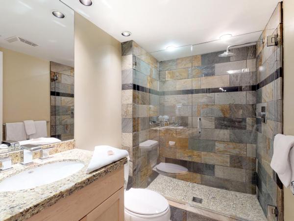 The Aspens on Blackcomb : photo 7 de la chambre suite lit king-size