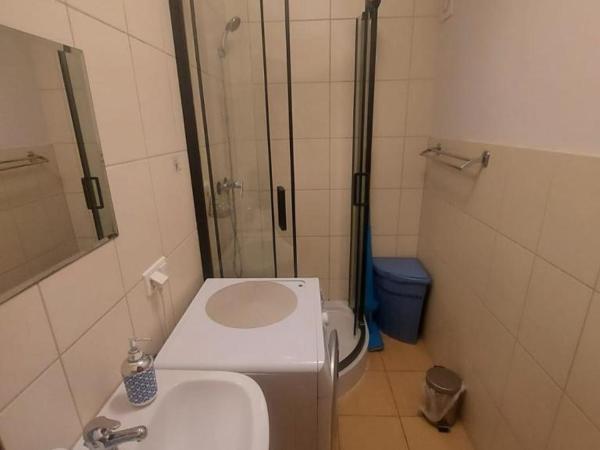 Travel House Wroclaw : photo 10 de la chambre chambre double