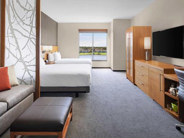 Hyatt Place Jacksonville St. Johns Town Center : photo 3 de la chambre chambre avec 2 lits queen-size et baignoire accessible aux personnes à mobilité réduite