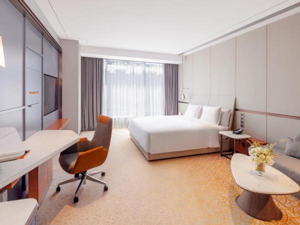 Crowne Plaza Qingdao Jinshui, an IHG Hotel : photo 4 de la chambre standard king room - lounge access/high floor