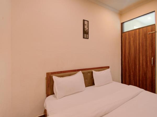 Hotel Bhagwati Palace : photo 9 de la chambre chambre triple classique