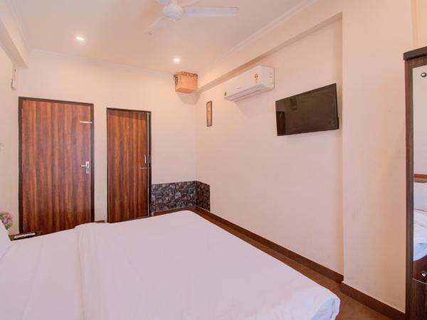 Hotel Bhagwati Palace : photo 5 de la chambre chambre triple classique