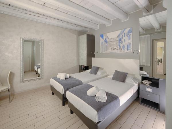 Hotel Fontana Verona : photo 7 de la chambre chambre lits jumeaux - annexe