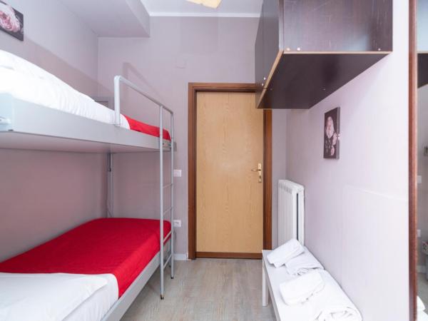 Ostello Le Sirene : photo 5 de la chambre lit simple dans dortoir pour femmes