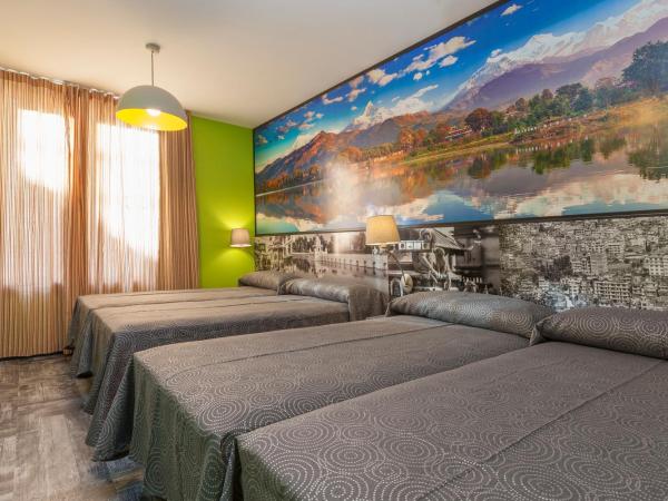 JC Rooms Madrid Rio : photo 6 de la chambre chambre quadruple classique