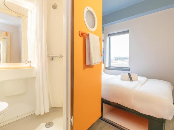 easyHotel Glasgow City : photo 6 de la chambre chambre double