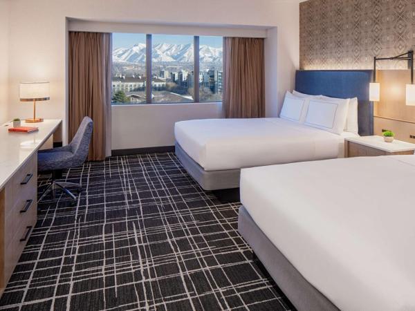 Doubletree Suites by Hilton Salt Lake City : photo 5 de la chambre one-bedroom corner king suite with sofa bed