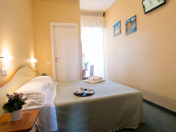 Hotel Crosal : photo 2 de la chambre chambre double standard