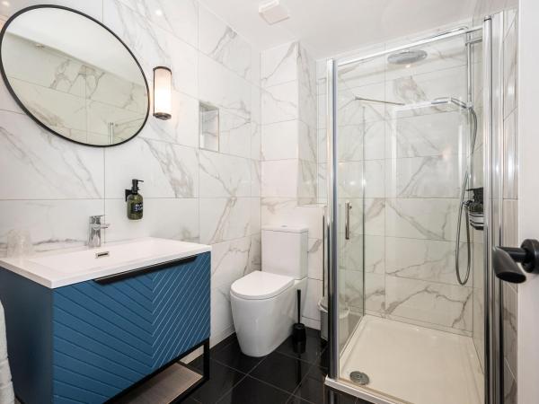 Mentone Hotel : photo 4 de la chambre chambre triple